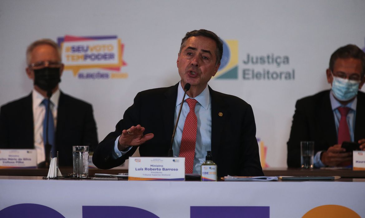 Ministro Barroso presidente do TSE diz que abstenção de eleitores foi maior que o desejável - News Rondônia