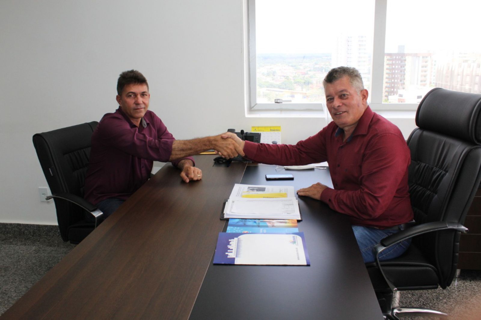 Deputado Edson Martins se reúne com prefeito de Alto Alegre do Parecis para discutir recursos para o município - News Rondônia