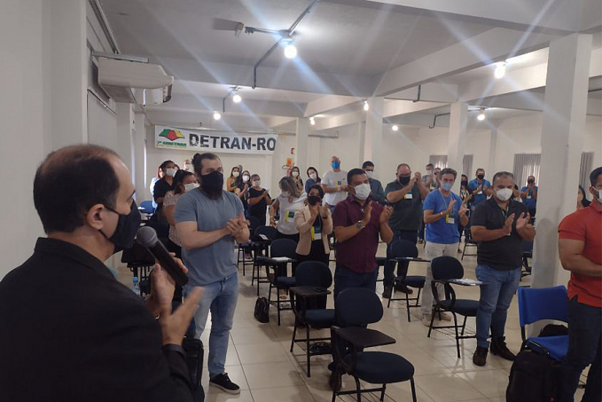 Examinadores de trânsito concluem curso de capacitação promovido pelo Detran, em Ouro Preto - News Rondônia