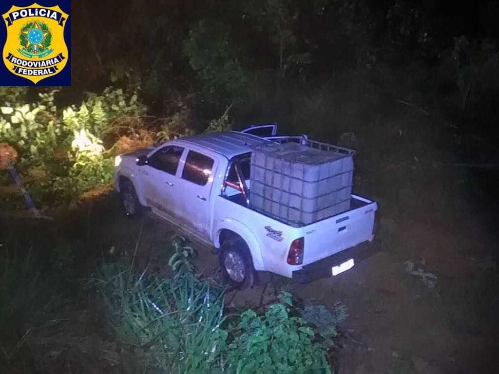 EM PORTO VELHO, PRF RECUPERA CAMINHONETE ROUBADA - News Rondônia