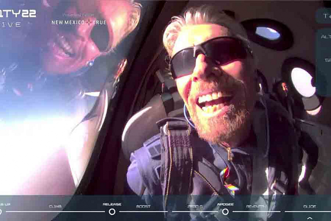 Bilionário faz 1º voo espacial a bordo da nave da Virgin Galactic - News Rondônia