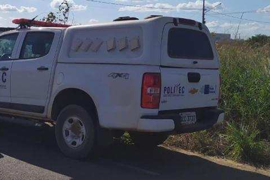 Motorista perde controle do carro em curva, capota e morre na BR-364 - News Rondônia