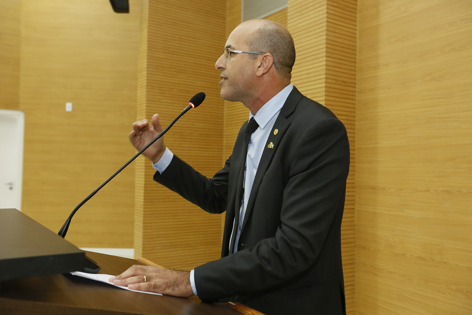 DEPUTADO ISMAEL CRISPIN ALERTA PARA PROBLEMA NA ÁREA DE SEGURANÇA EM RONDÔNIA - News Rondônia