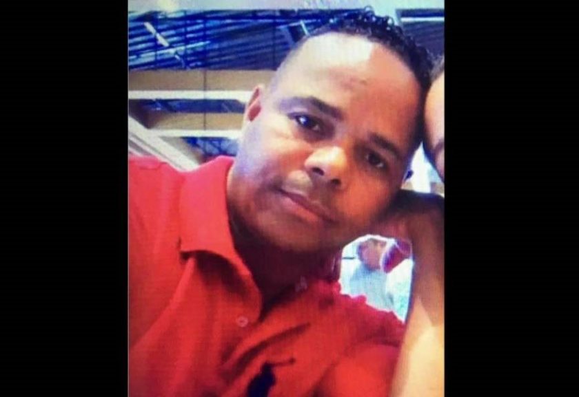 POR NÃO ACEITAR TÉRMINO, HOMEM ATEIA FOGO À EX-MULHER E FOGE - VEJA VÍDEO - News Rondônia