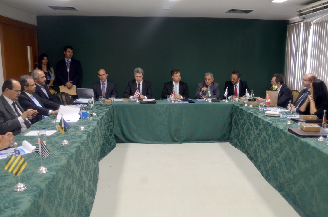 ASSOCIAÇÃO DOS TRIBUNAIS DE CONTAS DO BRASIL ADEREM A CAMPANHA DECLARE SEU AMOR - News Rondônia