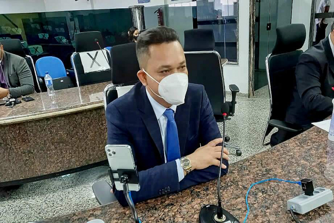Lei Complementar do ver. Isaque Machado destina vagas de estaciomento para motoristas de aplicativos - News Rondônia