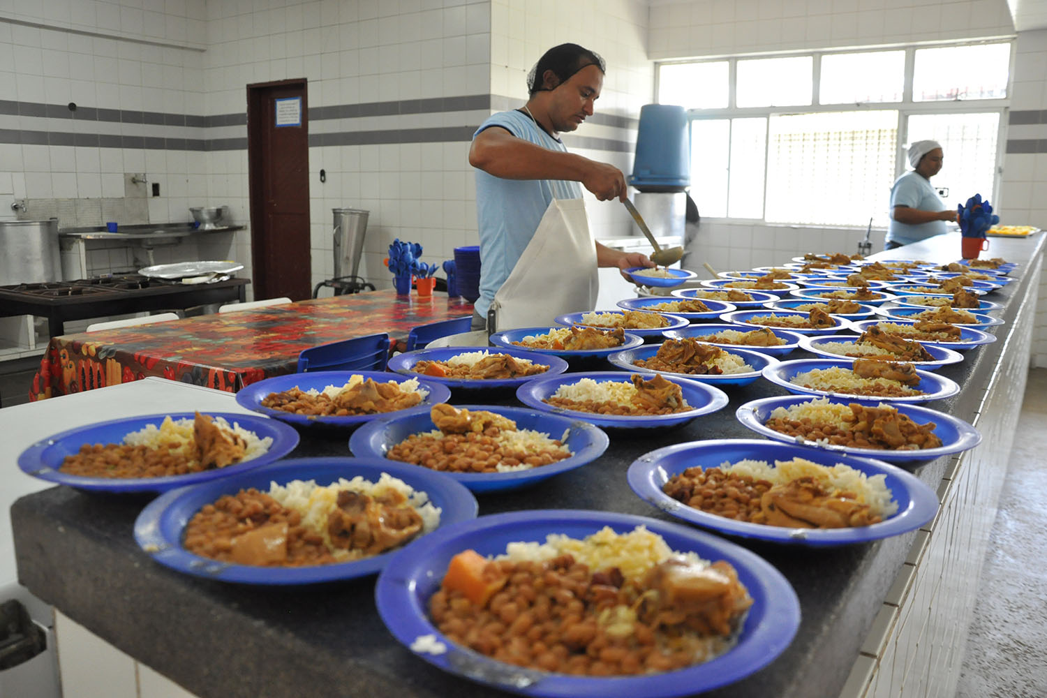 ESCOLAS PÚBLICAS DEVEM COMPRAR ALIMENTOS SAUDÁVEIS DA AGRICULTURA FAMILIAR PARA MERENDA ESCOLAR - News Rondônia