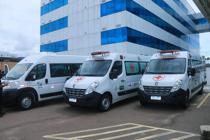SALVAR VIDAS - Espigão do Oeste e distrito de Extrema recebem do Governo ambulâncias adquiridas com recursos de emenda parlamentar - News Rondônia