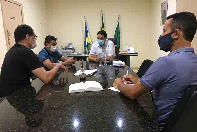 Prefeito Aldo Júlio busca parceria com Detran para melhoria da sinalização de trânsito em Rolim de Moura - News Rondônia