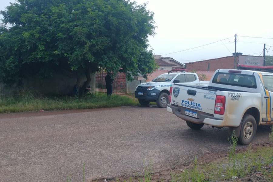 URGENTE - Homem e mulher são encontrados mortos a golpes de facão dentro de residência em RO - News Rondônia