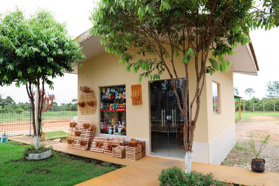 Reeducandos trabalham na produção e venda de artesanatos no Centro de Ressocialização de Ariquemes - News Rondônia