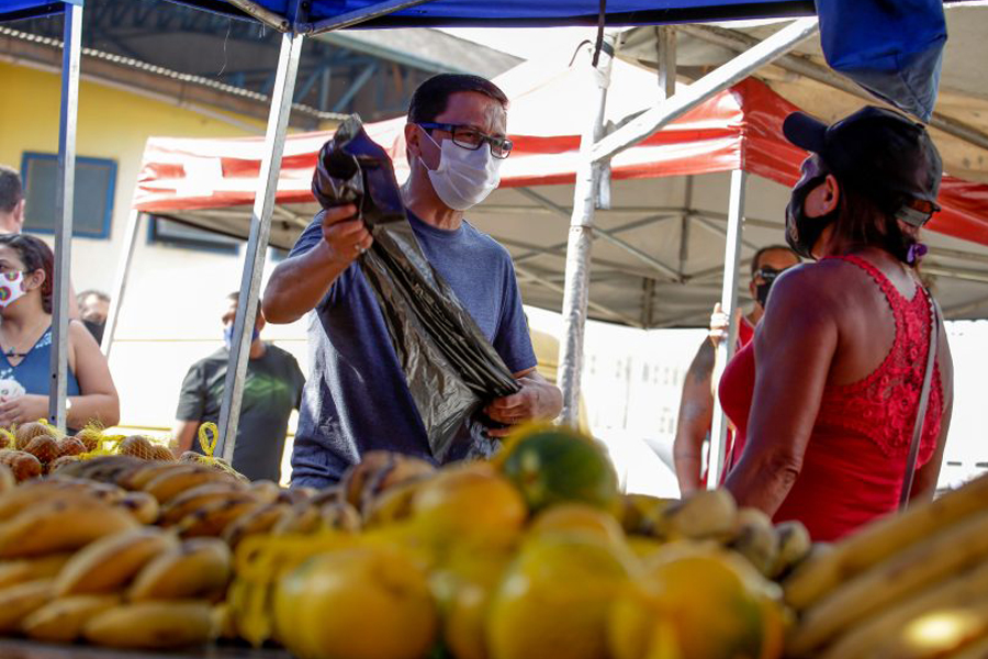 Sedam realiza mutirão de conscientização e limpeza na Feira do Cai NÁgua, em Porto Velho - News Rondônia