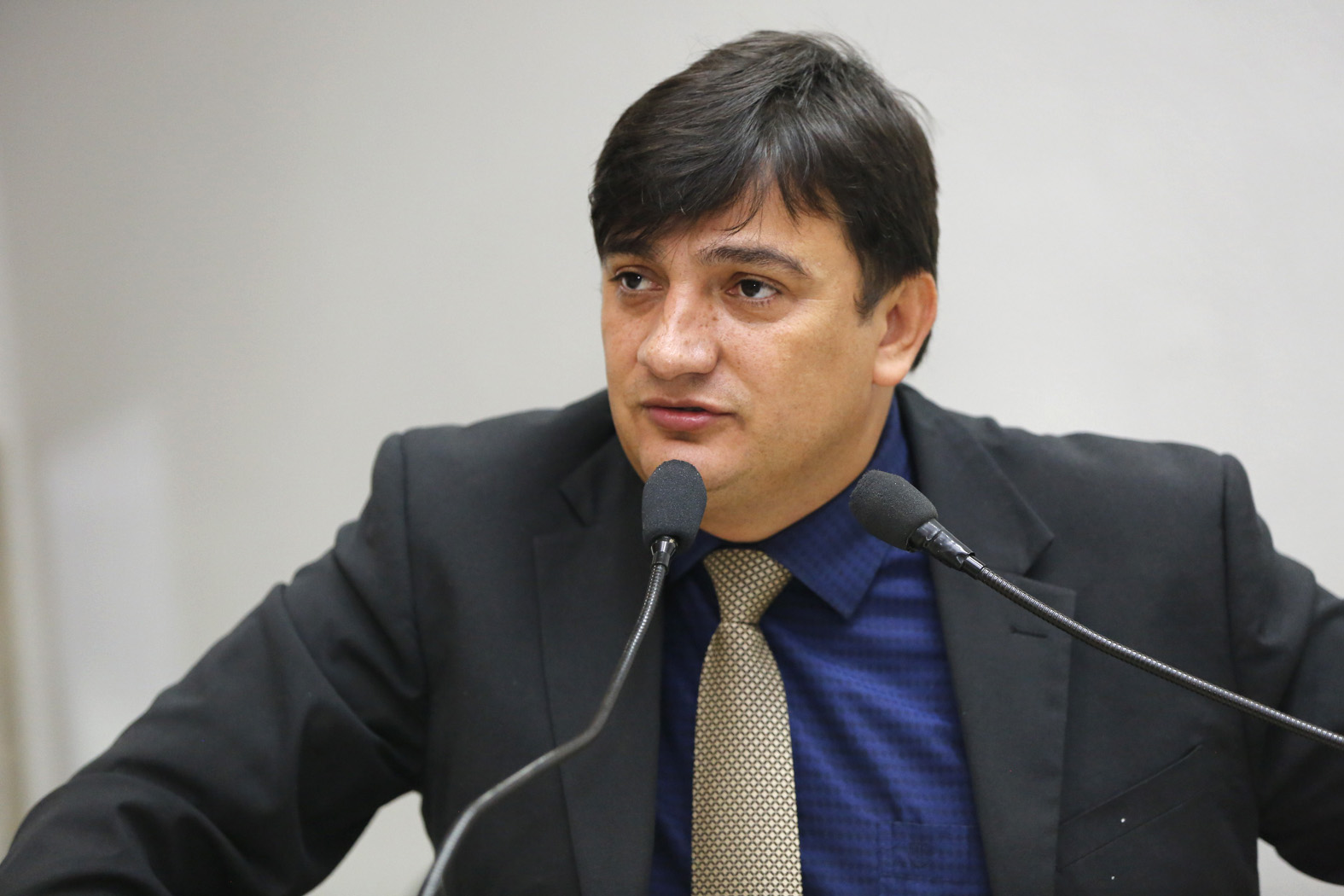 CLEITON ROQUE PROTOCOLA PEDIDO DE RENÚNCIA DE CANDIDATURA - News Rondônia