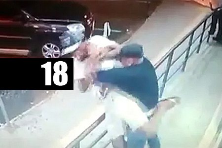 VÍDEO: MORADOR DE RUA MORRE APÓS SER ESFAQUEADO POR SEGURANÇA DE FARMÁCIA EM GOIÂNIA - News Rondônia