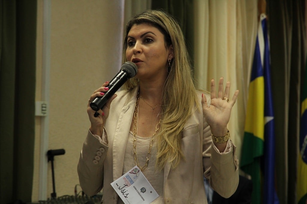 ESCOLA DE GOVERNO DE RONDÔNIA ENSINA CONFIANÇA, BOAS PRÁTICAS ENTRE SERVIDORES E LANÇA O PROGRAMA GESTÃO DA FELICIDADE - News Rondônia