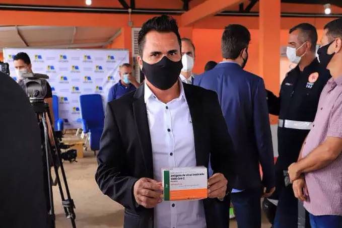 EXEMPLO: Vereador de Porto Velho Edimilson Dourado abre mão do seu primeiro salário para ajudar no combate ao Covid-19 - News Rondônia
