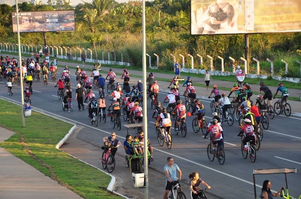 PROFESSOR ALEKS PALITOT DISCUTE MOBILIDADE URBANA NA CAPITAL COM CICLISTAS - News Rondônia