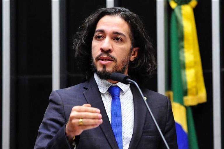 JEAN WYLLYS VAI ABANDONAR MANDATO E DEIXAR O BRASIL - News Rondônia