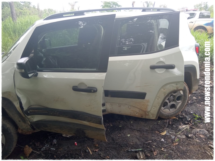 SEQUESTRO RELÂMPAGO: Mulher é mantida refém e abandonada em matagal após roubo de carro no centro de Porto Velho - News Rondônia