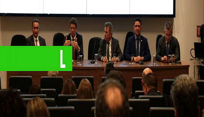 MINISTRO DO MEIO AMBIENTE REÚNE GOVERNADORES PARA DEBATER AÇÕES DE PROTEÇÃO E DESENVOLVIMENTO DA AMAZÔNIA - News Rondônia