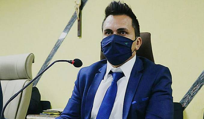 Vereador Edimilson Dourado vota favorável em projeto de lei que garante compra de vacinas pelo município - News Rondônia