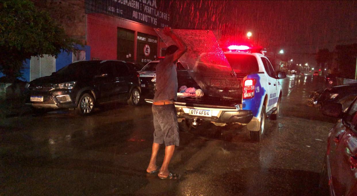 QUARTETO - Polícia prende suspeitos de furto e receptação com portas de comércio - News Rondônia