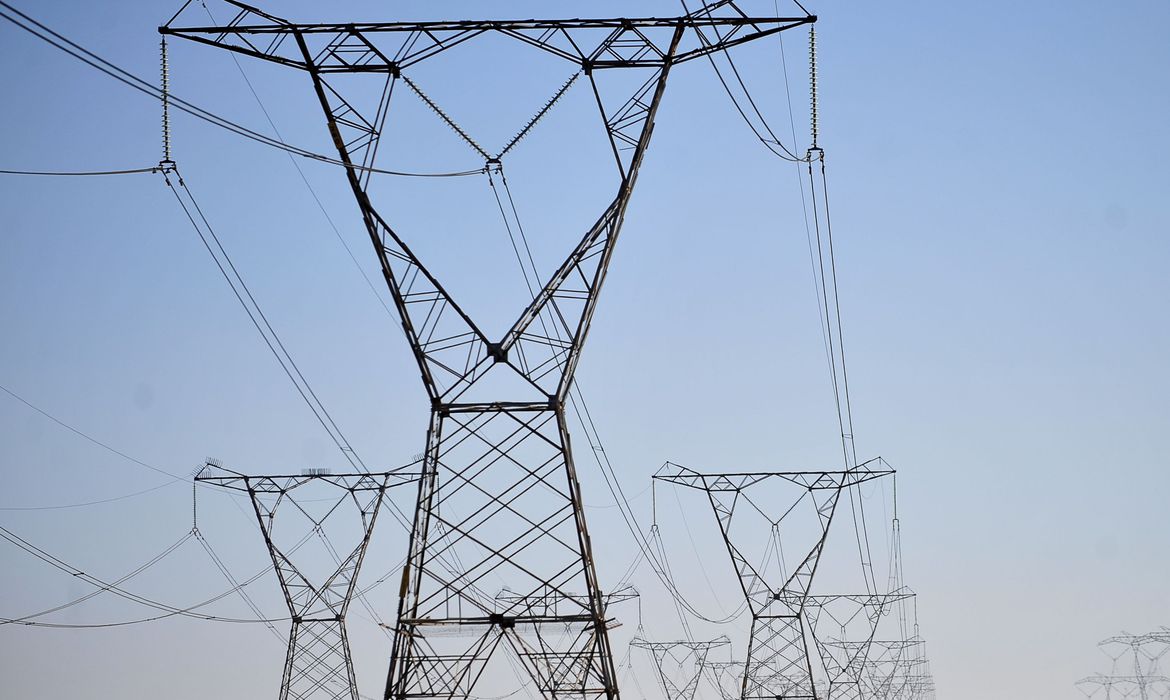 Governo destina recursos para redução da tarifa de energia elétrica - News Rondônia