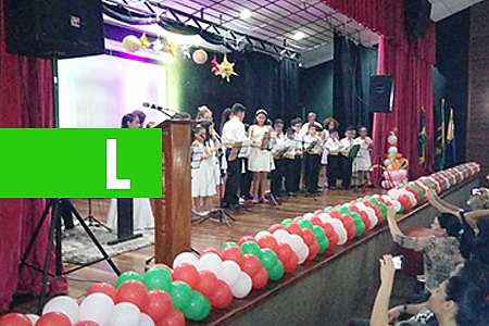 ESCOLA MUNICIPAL JORGE ANDRADE PROMOVE MOSTRA DE MÚSICA NO TEATRO BANZEIROS - News Rondônia