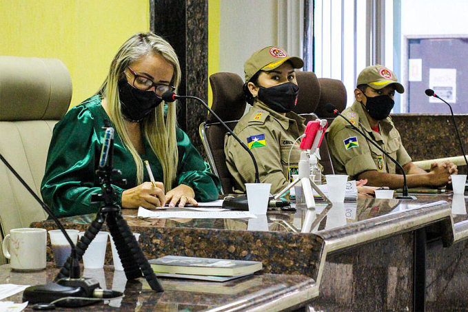 Vereadora Márcia Socorristas Animais realiza audiência pública para debater uso de fogos de artifícios em Porto Velho - News Rondônia