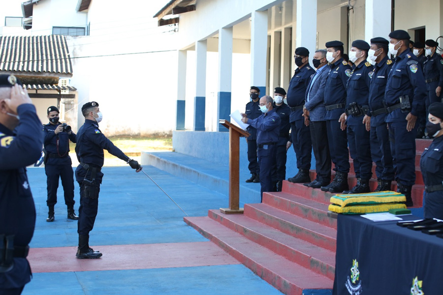 Polícia Militar realiza entrega de equipamentos e Sala de Policiamento Especializado e homenagens aos Destaques Operacionais na Capital - News Rondônia