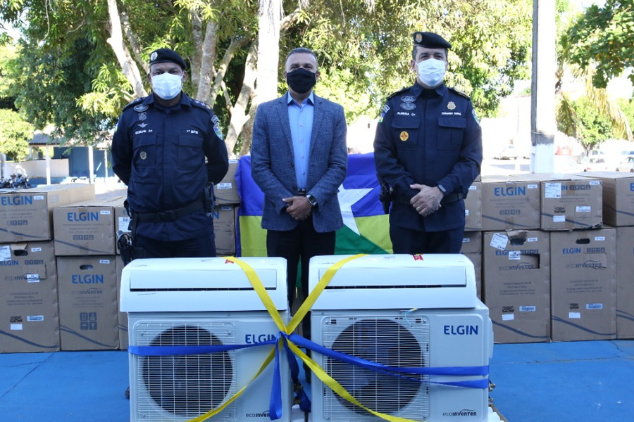 Polícia Militar realiza entrega de equipamentos e Sala de Policiamento Especializado e homenagens aos Destaques Operacionais na Capital - News Rondônia