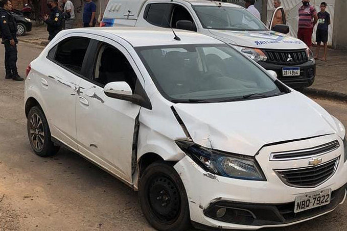 FUGA ALUCINADA: Suspeitos são presos em carro furtado depois perseguição em Ji-Paraná - News Rondônia