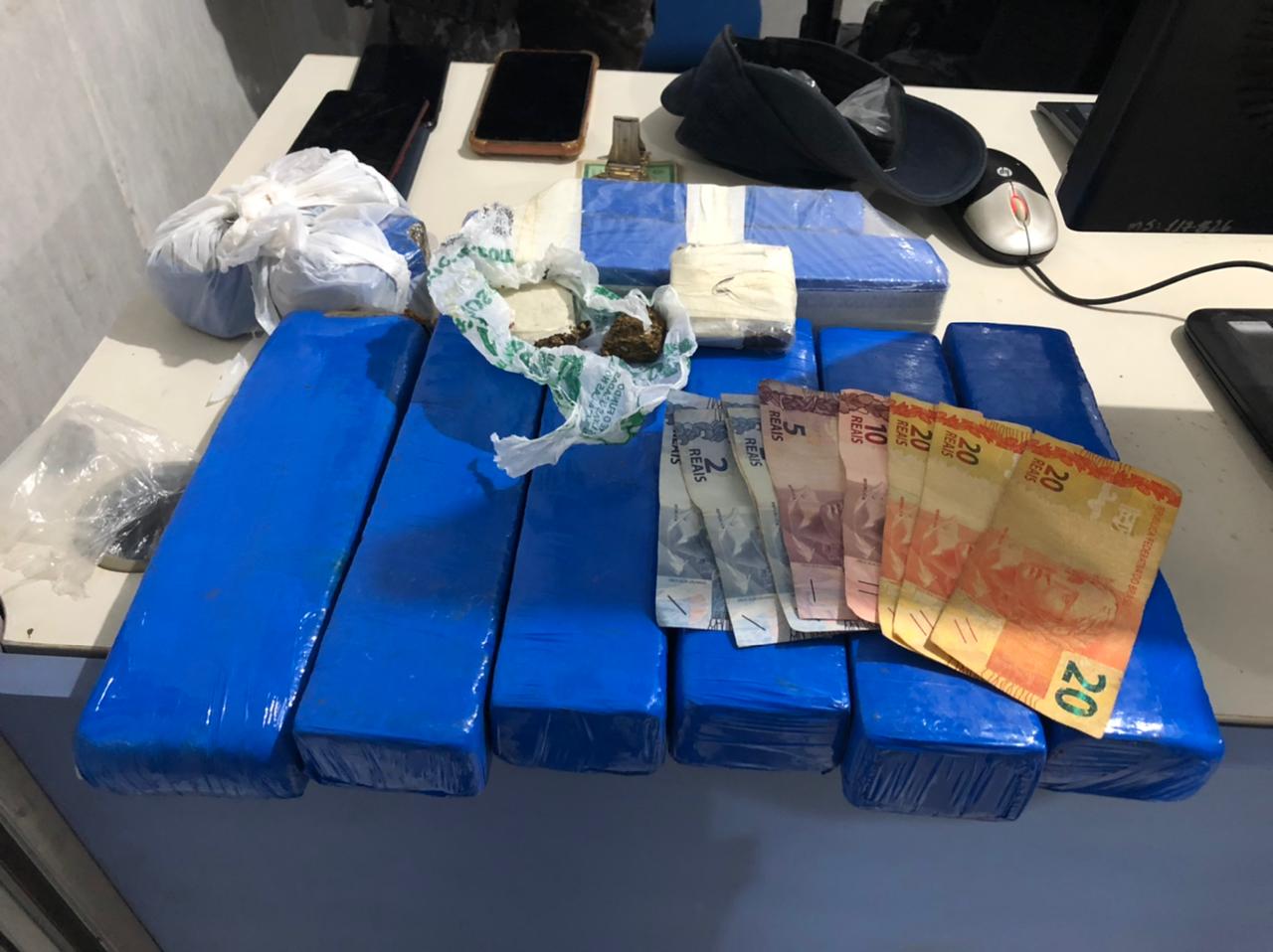 11 QUILOS - Batalhão de Choque prende trio na Zona Sul - News Rondônia