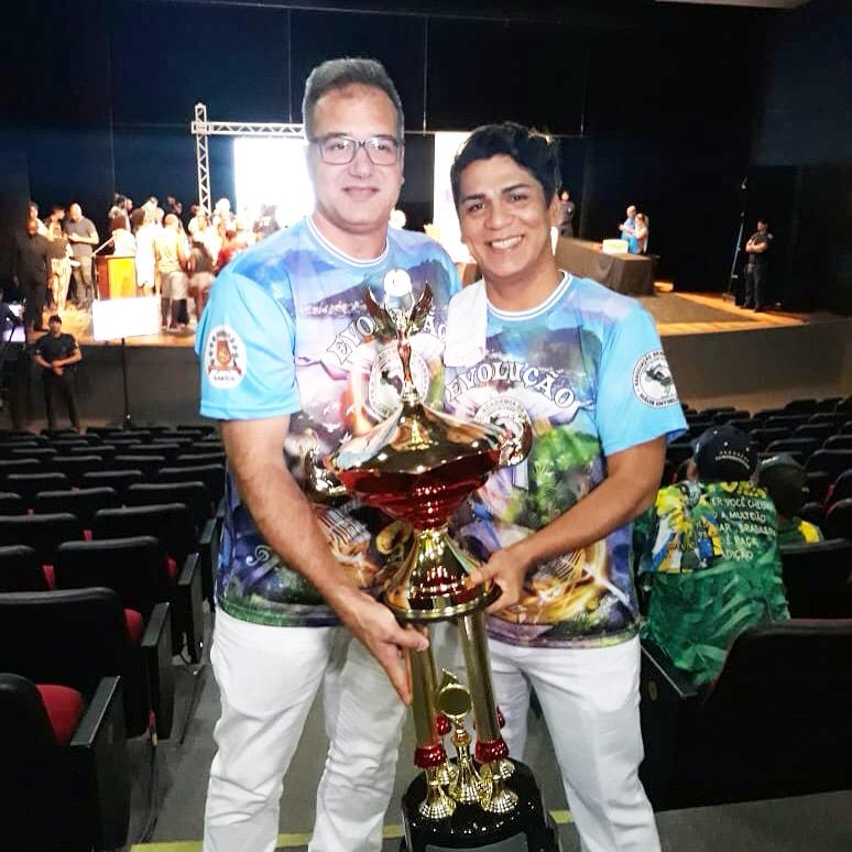 RÉGIS LOPES ARTESÃO DE PORTO VELHO GANHA TROFÉU DESTAQUE DO CARNAVAL - News Rondônia