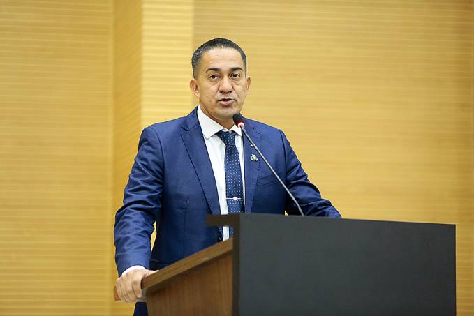 Deputado Eyder Brasil defende projeto de lei que estabelece aulas presenciais como atividades essenciais - News Rondônia