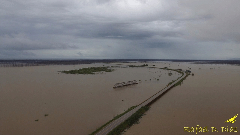 CONSTRUÇÃO DE ELEVADOS CAUSA TRANSTORNOS NA BR-364 SENTIDO ACRE - News Rondônia