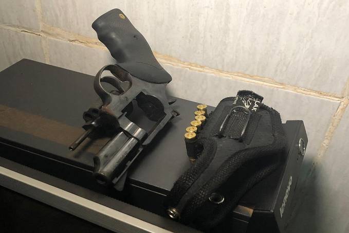 ARMADO - PM prende homem com revólver e motocicleta roubada - News Rondônia