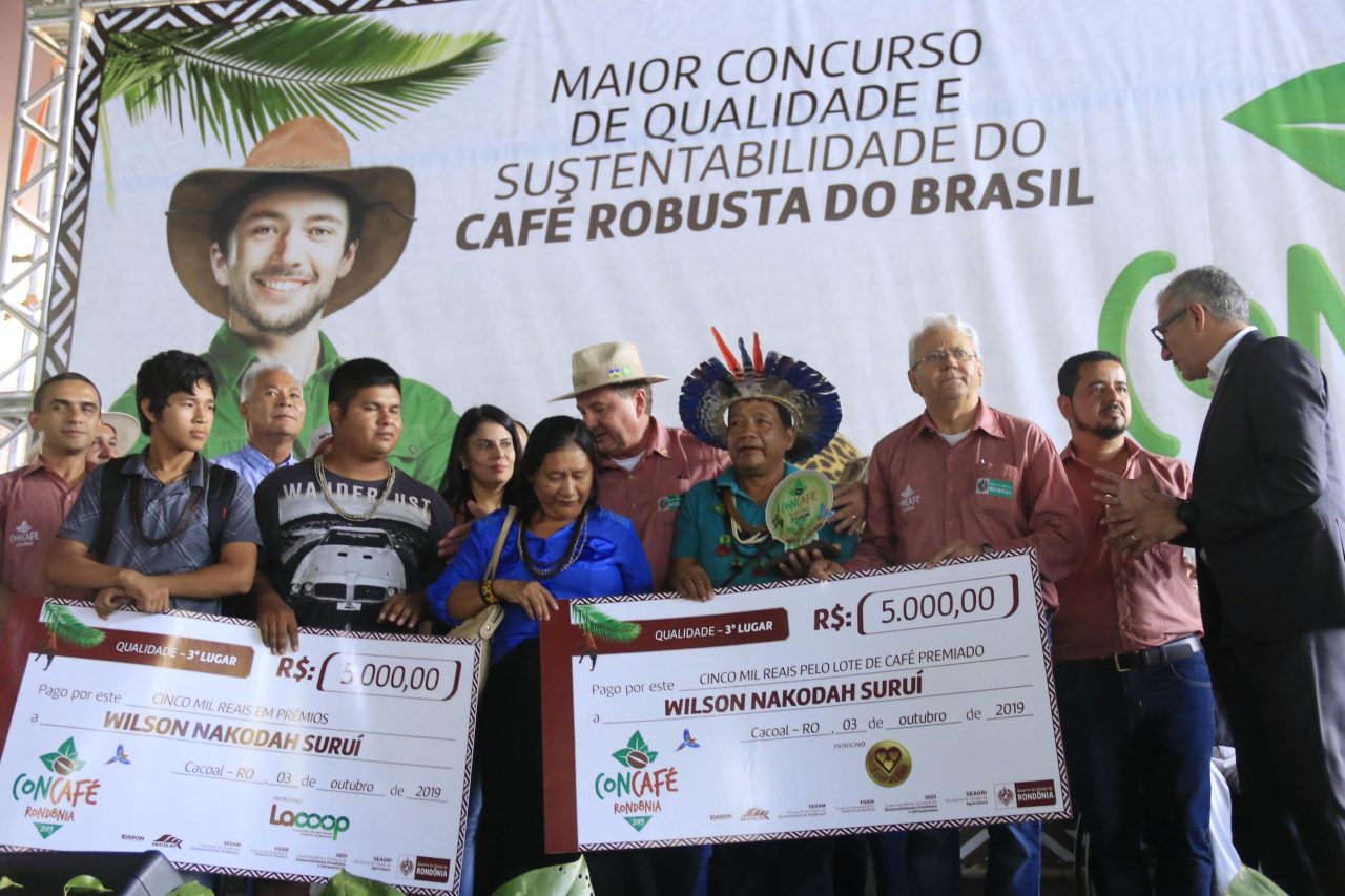 MULHERES NO TOPO: CAFEICULTORA DO MUNICÍPIO DE NOVO HORIZONTE CONQUISTA O PRIMEIRO LUGAR NO CONCAFÉ - News Rondônia