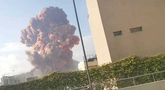 IMPRESSIONANTE: Explosões no porto de Beirute, Líbano, causam grande destruição - News Rondônia