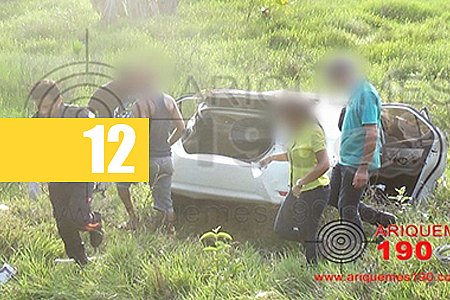 CACHORRO CAUSA CAPOTAMENTO DE CARRO NA BR-421 - News Rondônia