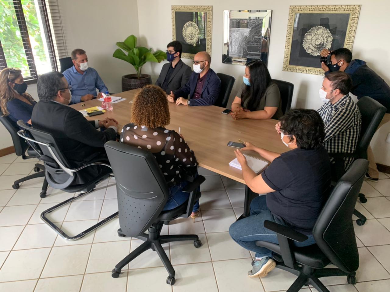 Hildon Chaves recebe comissão do Cremero para reforçar vacinação - News Rondônia