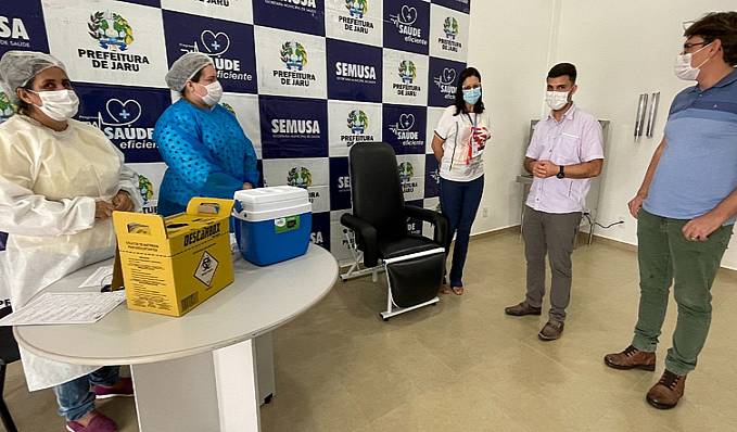 Jaru: Prefeito João Gonçalves Júnior acompanha o recebimento de mais 200 doses da vacina contra o Coronavírus - News Rondônia