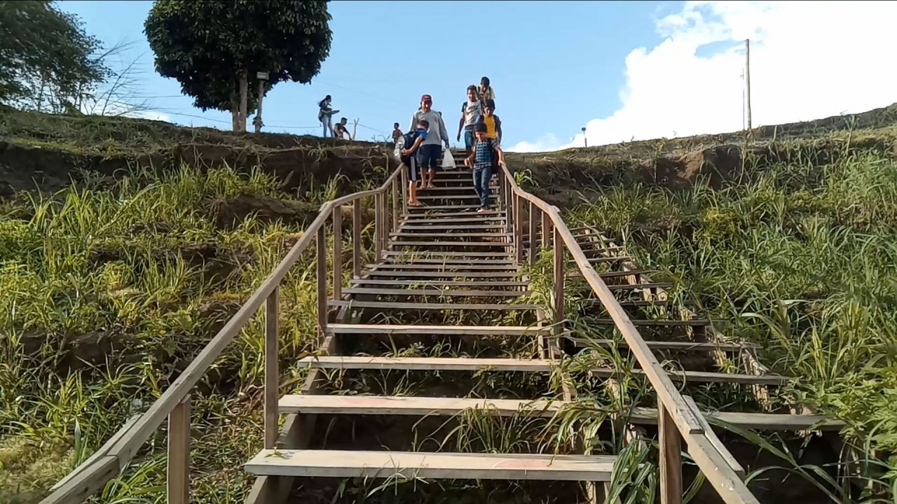 ALUNOS DE NAZARÉ AGRADECEM A RETOMADA DO TRANSPORTE ESCOLAR AQUAVIÁRIO PELO GOVERNO DO ESTADO - News Rondônia