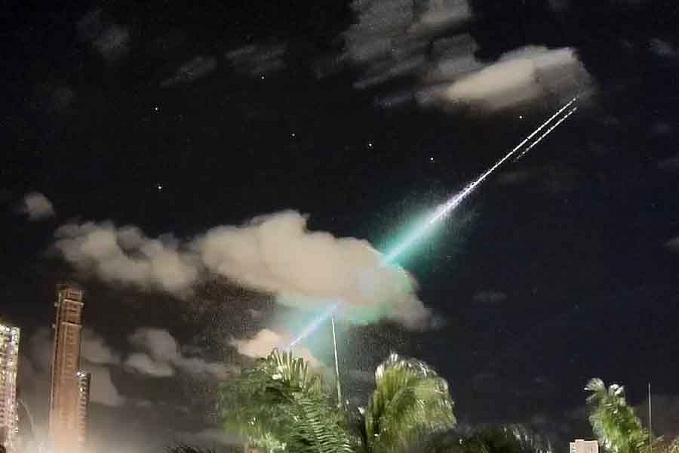 Passagem de meteoro na costa do Nordeste é flagrada por câmeras em João Pessoa - News Rondônia