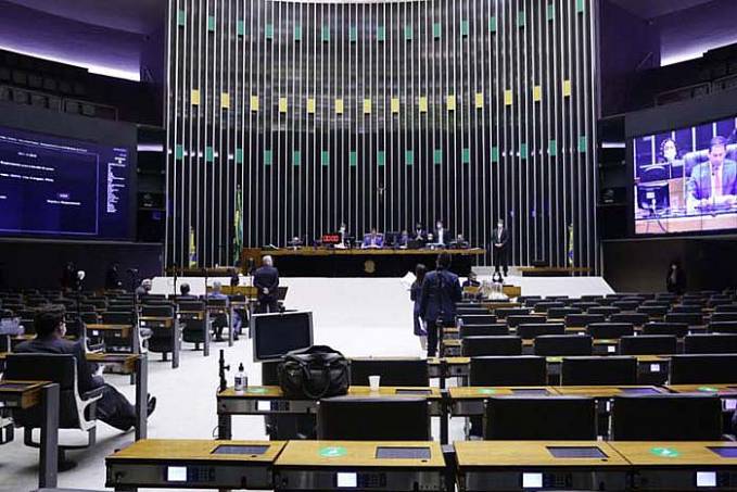 Sem consenso, Lira desiste de votar PEC da Imunidade e envia texto para comissão - News Rondônia