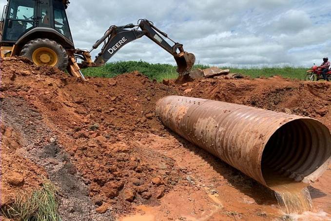 DER substitui manilhas por tubo de aço na RO-135, em Alta Floresta dOeste - News Rondônia