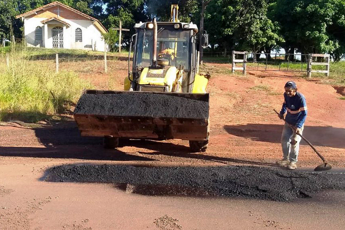 RODOVIAS ESTADUAIS - DER conclui manutenção da RO-010 e inicia implantação de tubos metálicos em rodovias não pavimentadas - News Rondônia