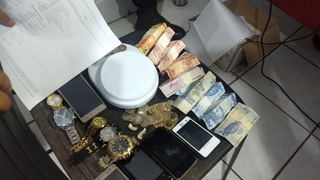 CASAL FORAGIDO É PRESO EM BAR COM DROGAS NA CAPITAL - News Rondônia