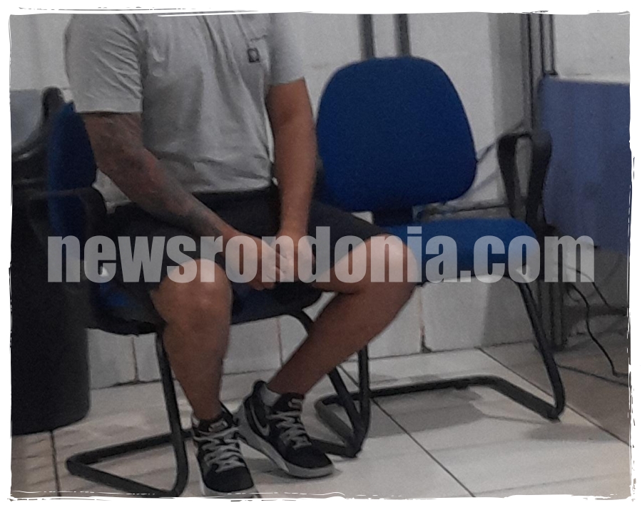 Suspeito é flagrado armado em veículo no centro de Porto Velho - News Rondônia