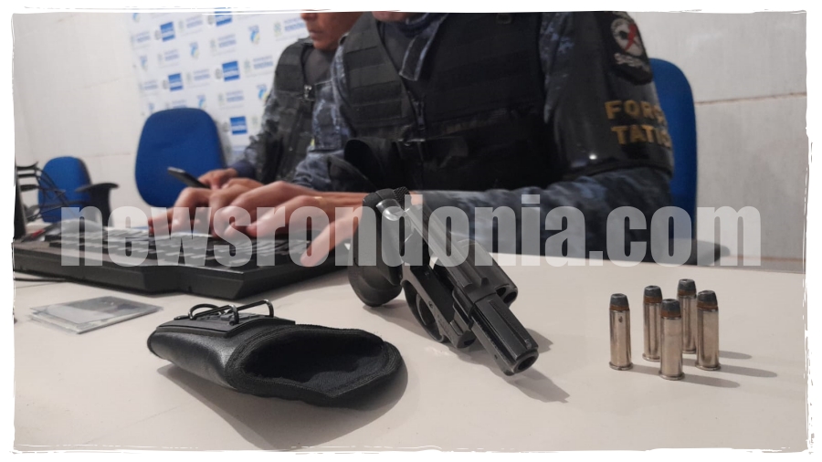 Suspeito é flagrado armado em veículo no centro de Porto Velho - News Rondônia